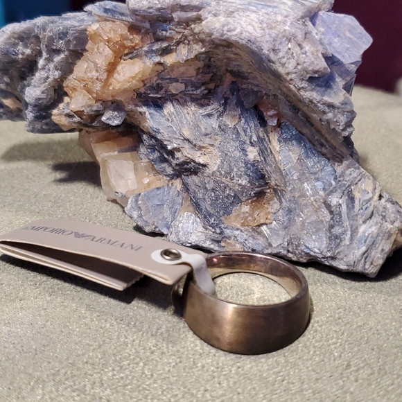 Emporio Armani Ring - Picture 2 of 4